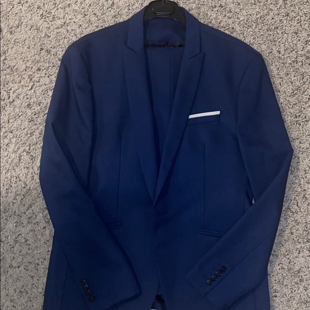 Brand new Zara Suit Men size 46R